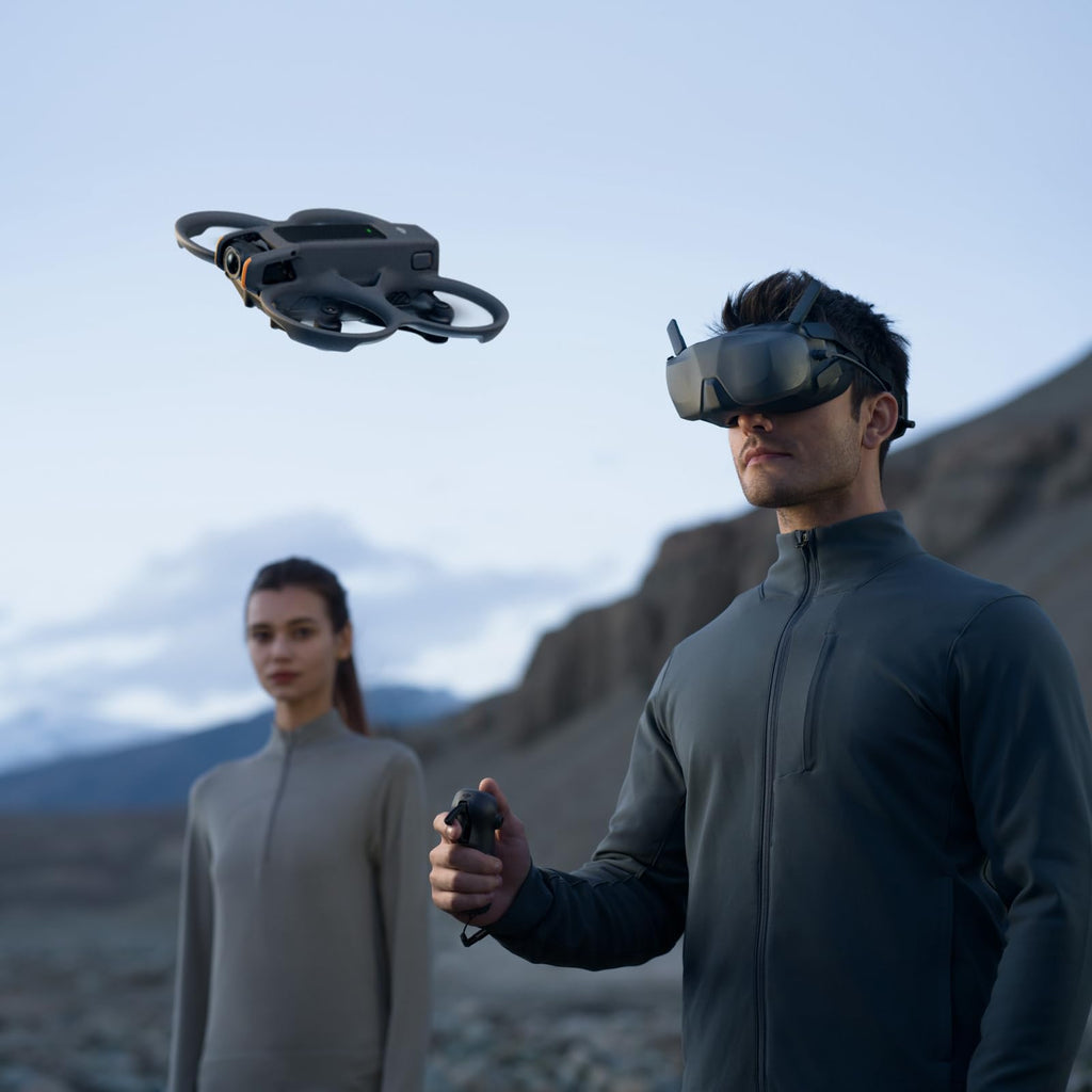 Bundle Fly Smart DJI Avata 2 (trois batteries), drone FPV avec caméra 4K, expérience immersive, protection d’hélice intégrée, FOV de 155°, drone caméra avec Goggles N3 et RC Motion 3