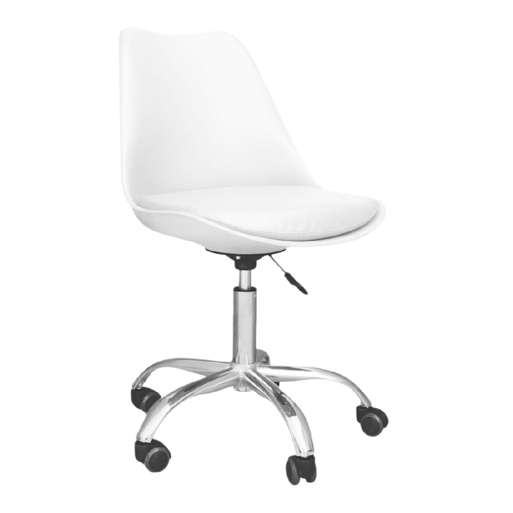 Chaise de bureau pivotante blanche avec roulettes et accoudoirs en métal poli